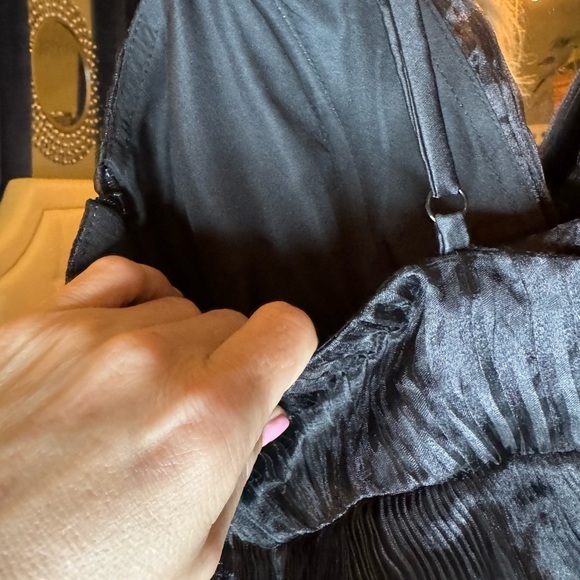 Witness of love little black dress . Size 2 NWT - Picture 4 of 12